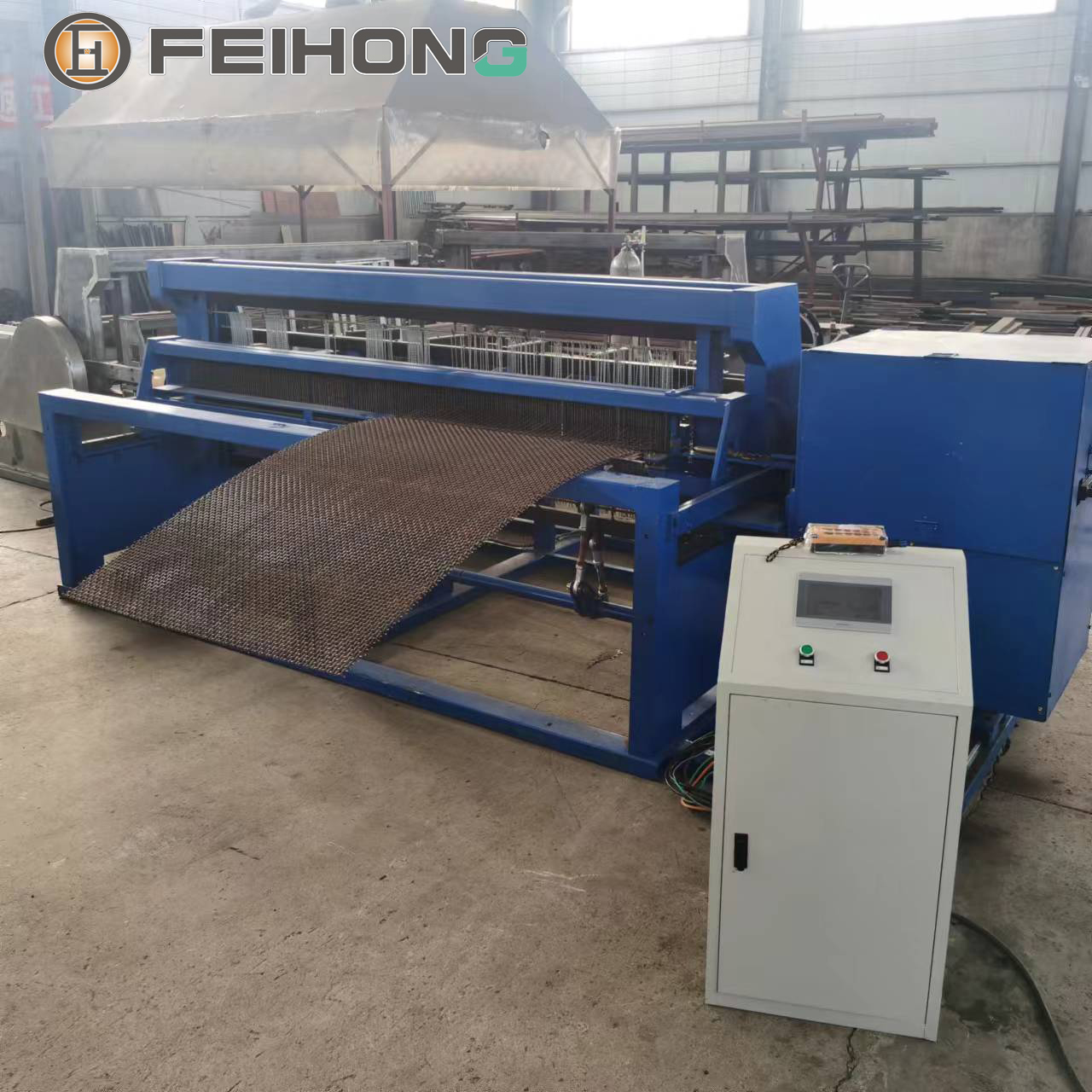 Crimped Wire Mesh Weaving Machine	