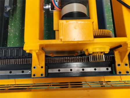 Anti climb mesh welding machine